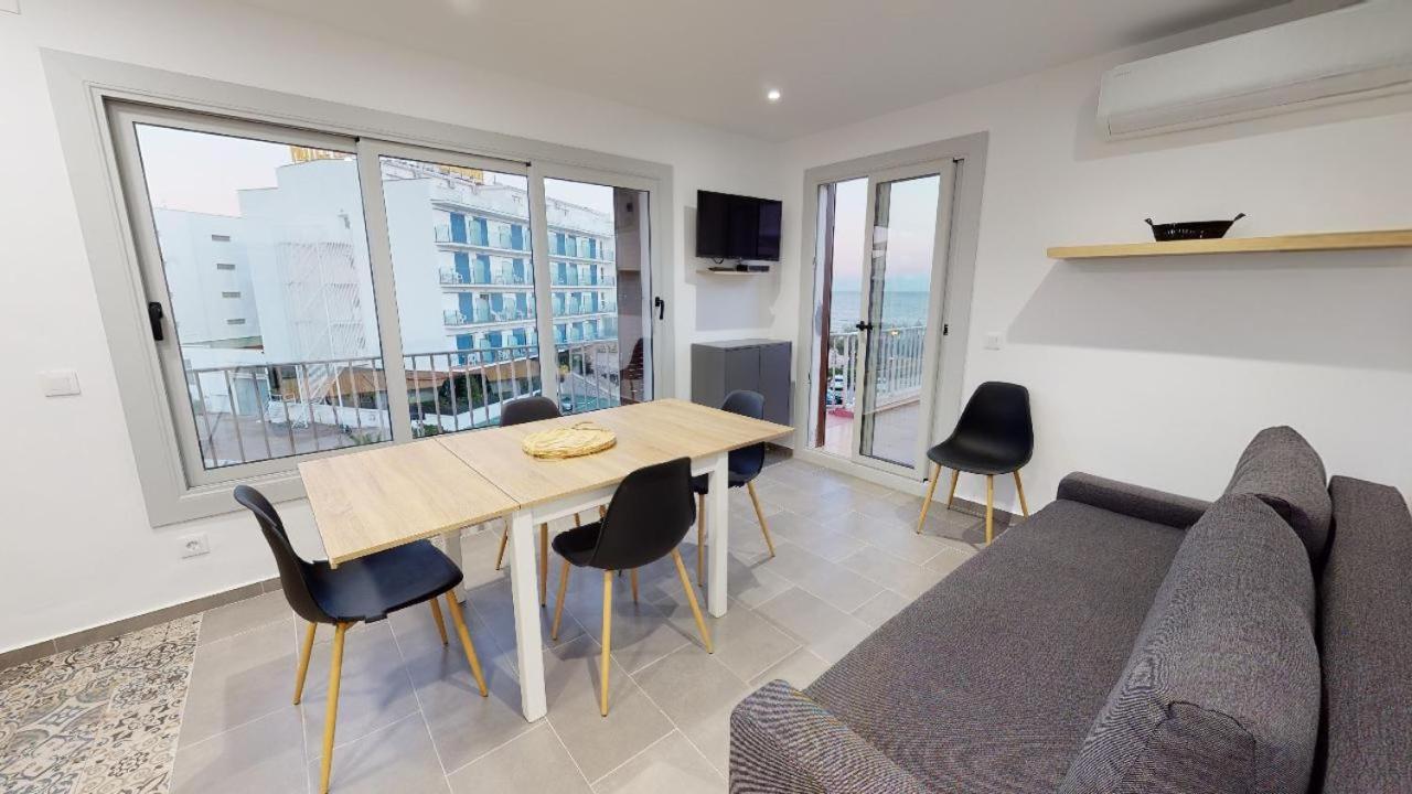 Atico Con Vista Mar. 50 M De La Playa - Casa Nova 13 Apartment Roses Exterior photo